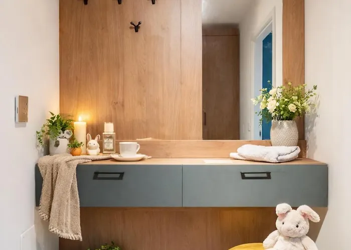 公寓 Stylish Modern With Colorful Touches At Ivory *